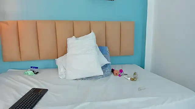 dulce_mmg — 2 finger in ASS