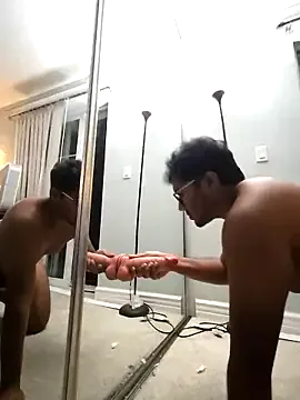 dulcetnukem — Get naked at public