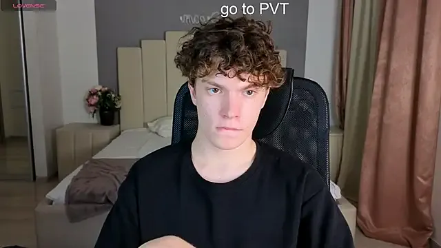 DYLAN__WILSON — cum show