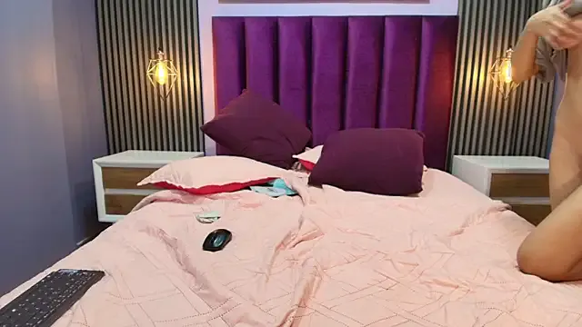 Dylan_Katte — Suck her pussy so close
