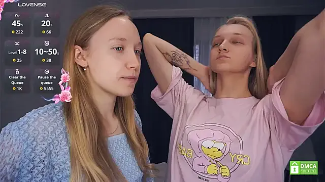 EarnestineGyllenband — Flash tits <3