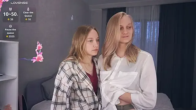 EarnestineGyllenband — Play with titties <3