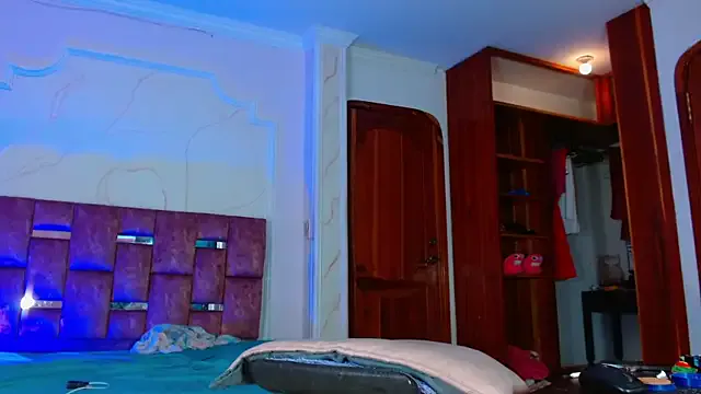 ebonny_ts — Nude my hot body