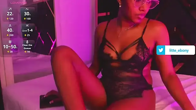 Ebony_beautifull — Doggy style + Finger inside my ass
