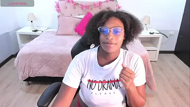 ebony_fantasy2 — Show Boobs + Oil