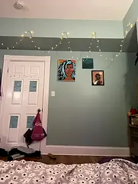 ebonycatlisaaaalime — ride and squirt for daddy!!!