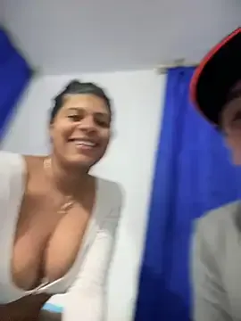 Elahia__marquez — My friend sucks my pussy