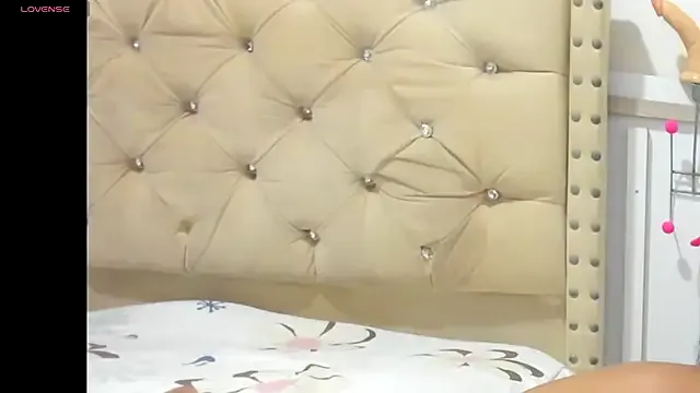 ELEKTRA_FOX1 — cum show