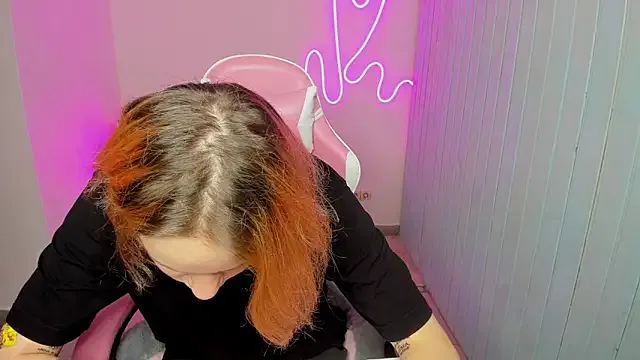 Elieiza_xo — slap ass 10 times