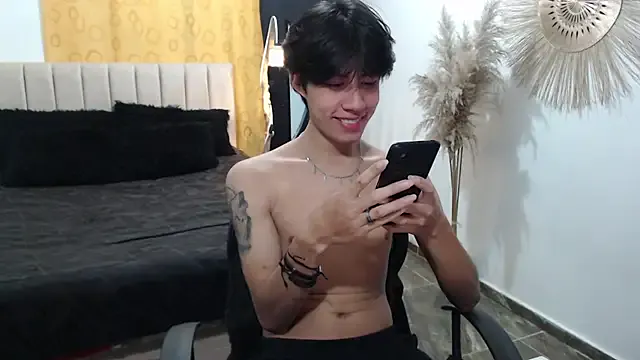 Elio-cam — cum show