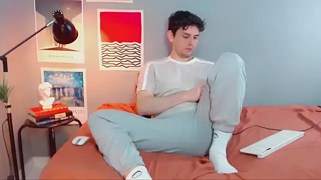 Elio555 — show cum