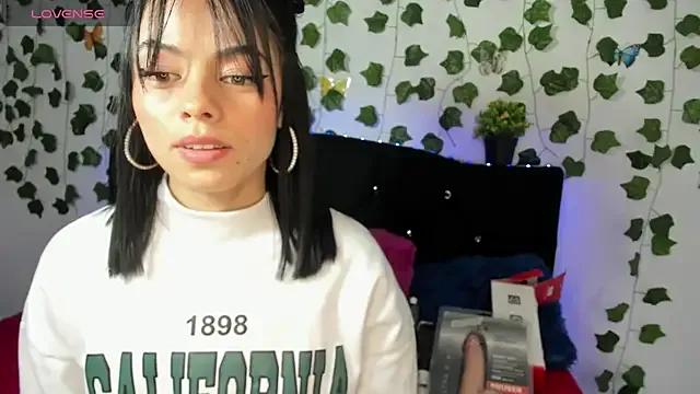 Elly_Thompson — show anal