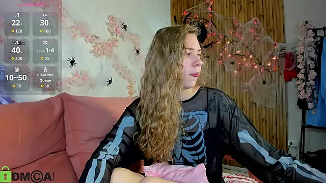 Elsie_Cutties — show tits
