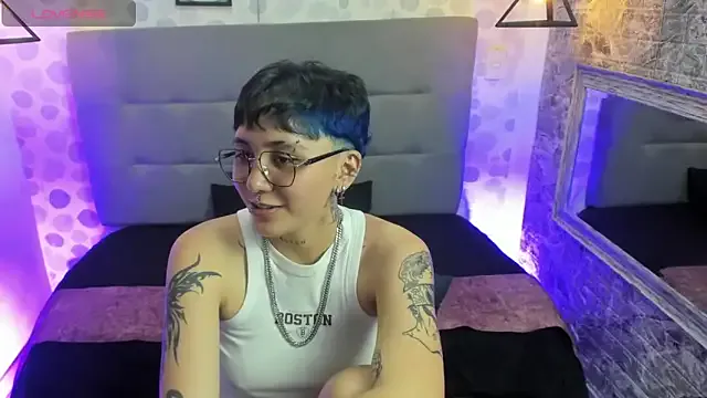 emahills__axelrose — all naked
