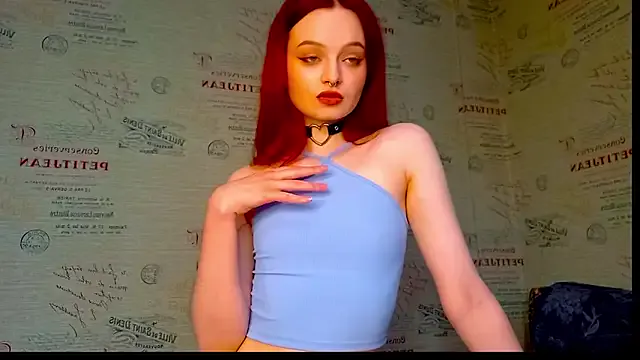 emi_less — kiss cam
