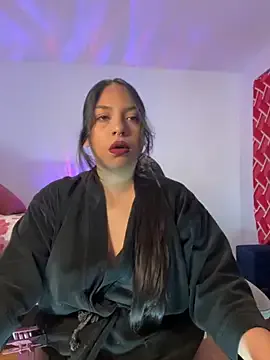 emiily15__ — Leg show + control toyx5min + tits