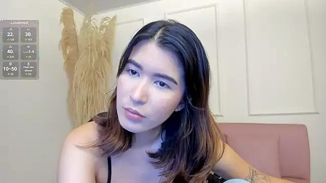 emiilyy_cute — PLAY  HUSH  