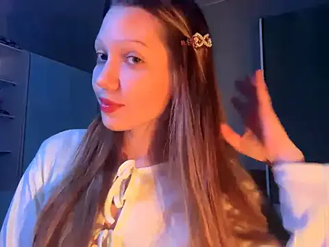 EmiIyKitty — Shorts down an show my booty
