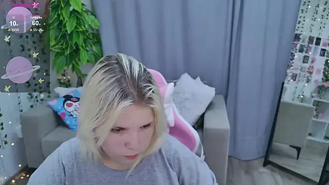 EmillyRogers — Show My Delicate Feet 
