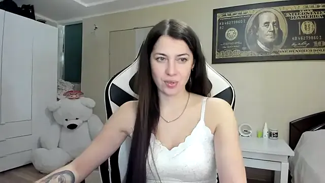EmiLovsi — masturbation