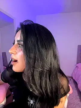 Emily-14 — Spank me and get 3min control