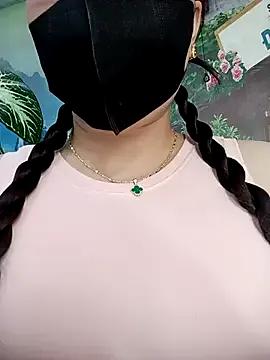 Emily-Nguyen — Make me cum squirt in the public