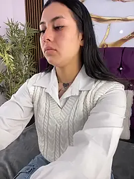 emily_22x — Ride dildo