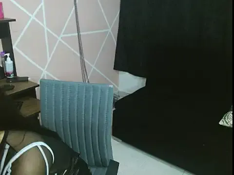 Emily_Slave28 — Put gag