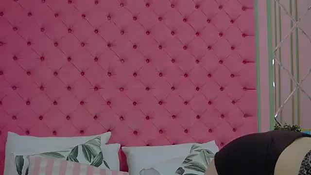 EmilyMosley — take off your shorts