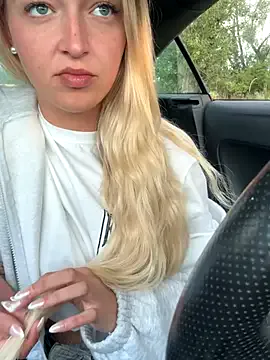 emilypeperoni — Freechat on StripChat