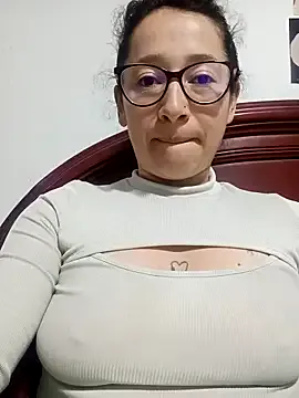 emilypoppy3 — Masturbate my ass with the toy