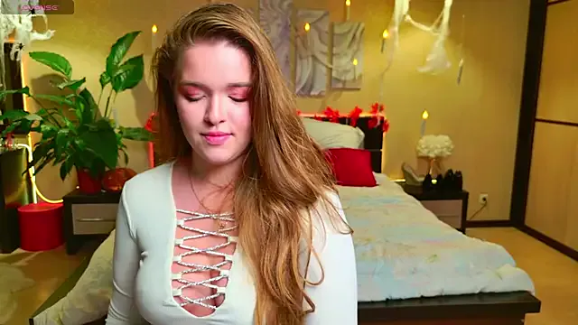 EmilyWhispers — Freechat on StripChat
