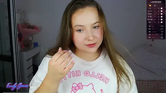 EmilyxxGraces — masturbate for you close up