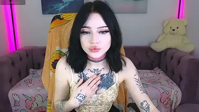 Emma_Kirks — Private on StripChat