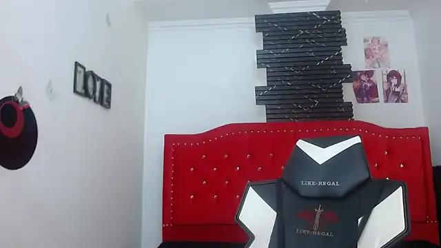 emma_lenox — oil in my ass