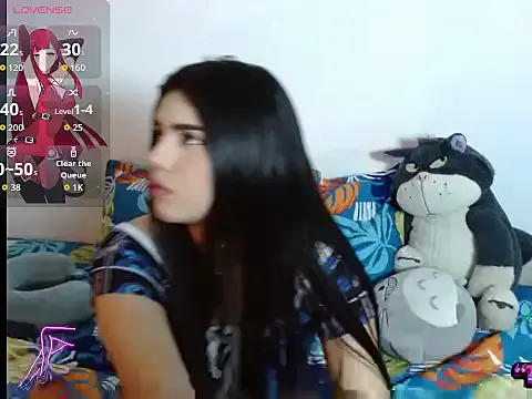 Emma_yui19 — I will show my tits in public..