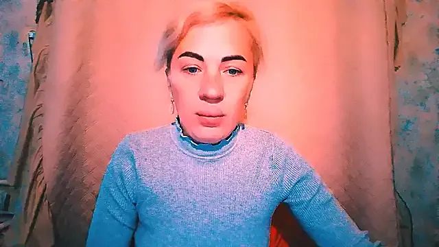 EmmaCat_ — shake my ass