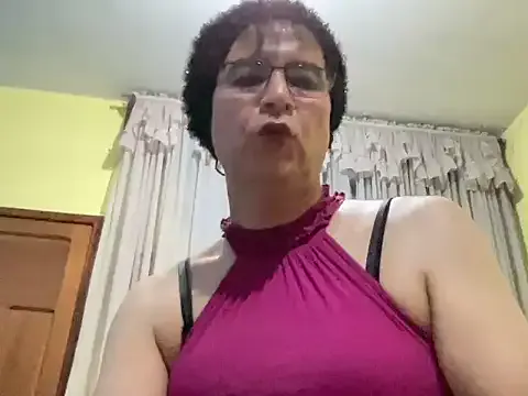 emmanat — Freechat on StripChat