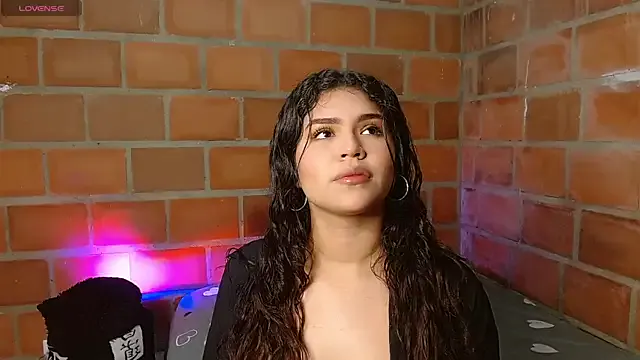 enid_greins — sexy look + lip bite
