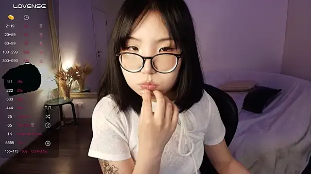 Erikawai — welcome kiss