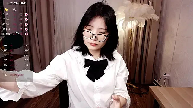 Erikawai — try on white stocking for full outfit
