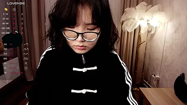 Erikawai — unbutton jeans + close up tease