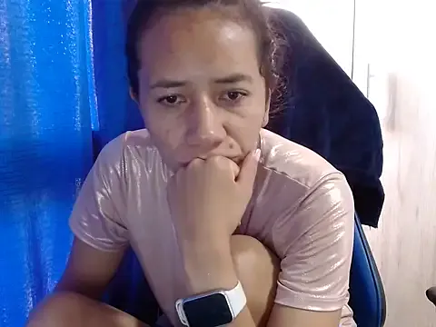 Erotic_latina — tits, feet, ass, pussy, squirt