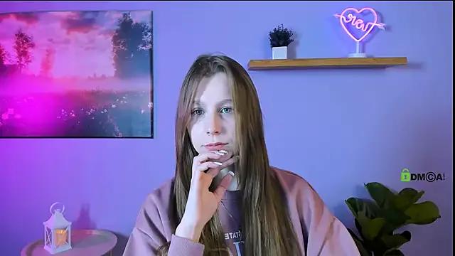 esme_moore_ — ring from Cartier