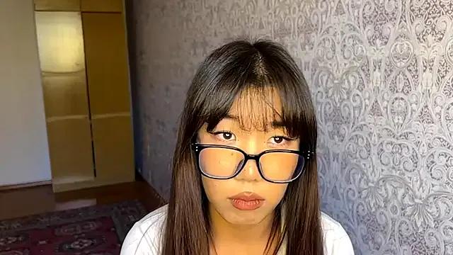 EsterCassius — twerk my hot booty