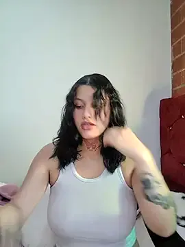 Eva_Clark01 — off pants