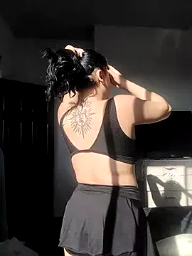 Eva_Clark01 — outside shakes her tits