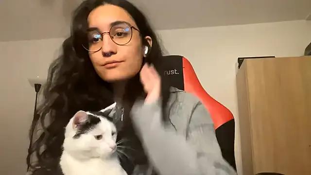 EvaJetty — play with my nipples