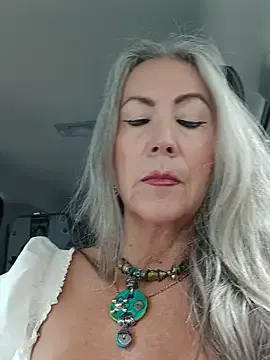 EvaRobinson — Treat me like I'm your mommy, I love you