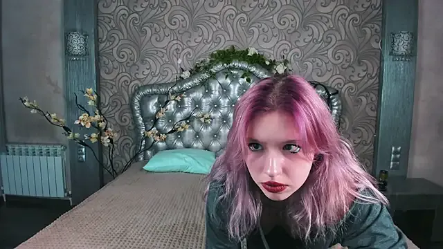 FaeRozellin — Doggy pose 